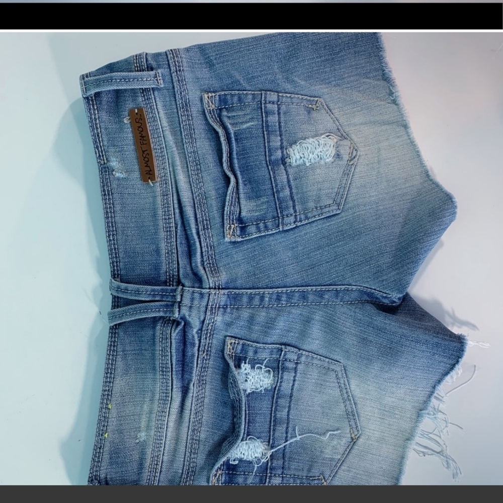 Blue Jean Distressed Booty Shorts R1557 - Picture 2 of 2